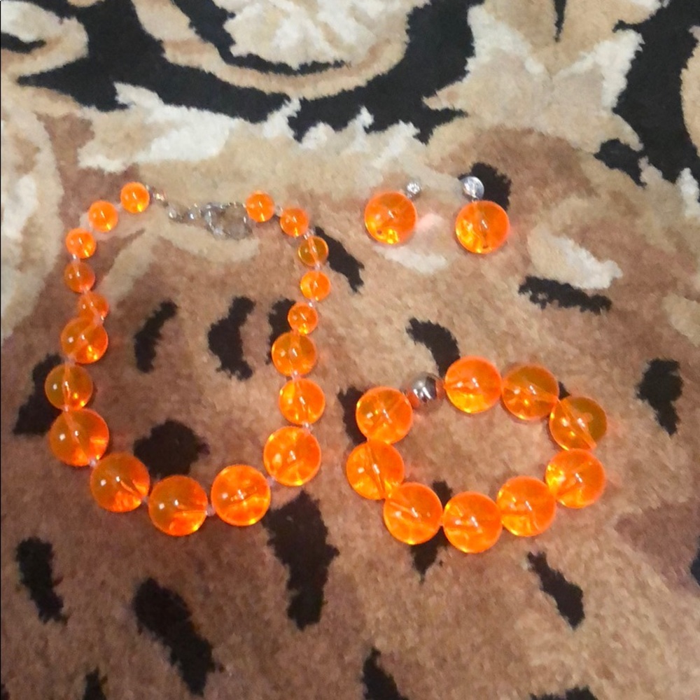 Tarina Tarantino neon orange bauble necklace set